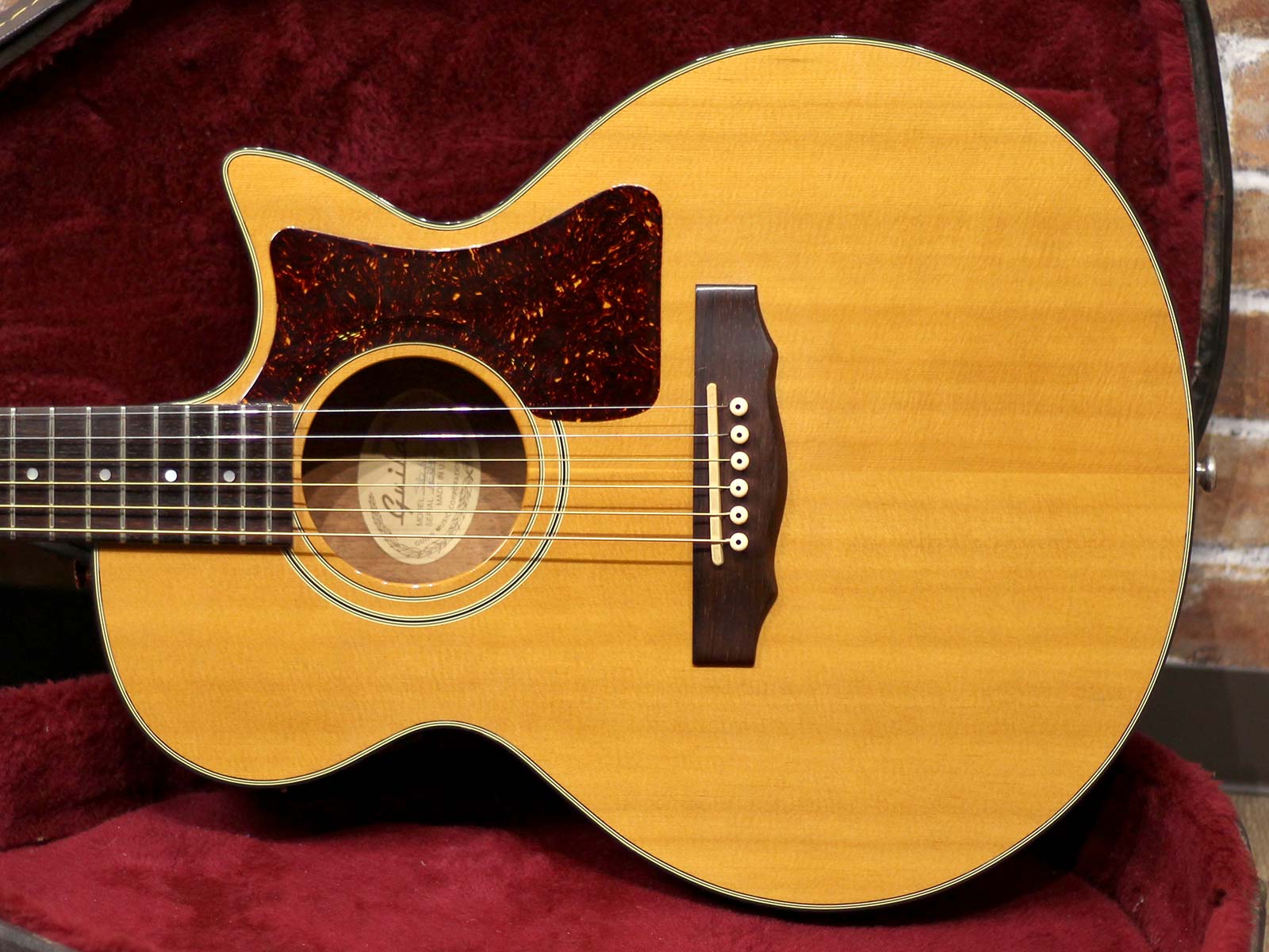 夏休み特別値下げ！GUILD SONGBIRD NAT Summer Vacation Special Guild Songbird Nat No.MG822 | eBay